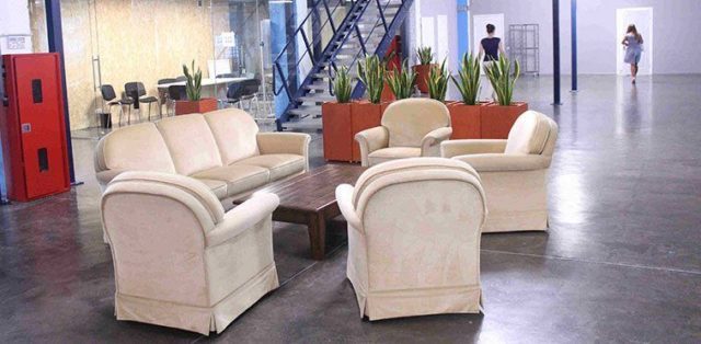 Сезонная мойка окон главного офиса