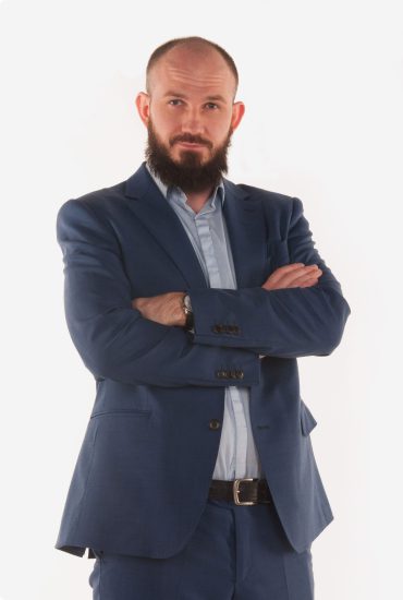 Роман Оболончик - директор Уборка 24